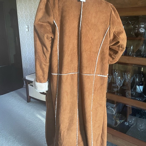 Faux suede shearling long coat - Picture 5 of 13